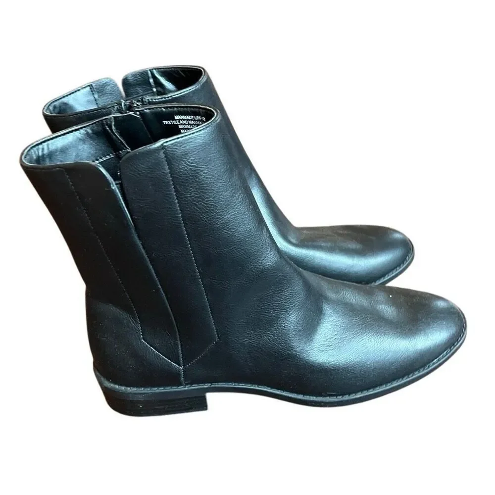 Loft flat ankle Women’s Black vegan leather ankle boots size 11